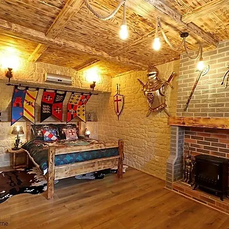 Panzió D'hote Medieval Du Vieux Bourg 3*