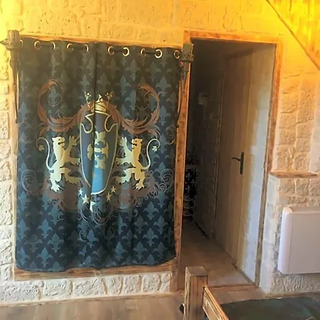 Panzió D'hote Medieval Du Vieux Bourg Chailloue